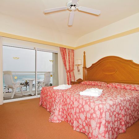 Riu Palace Tres Islas 科拉雷侯 外观 照片