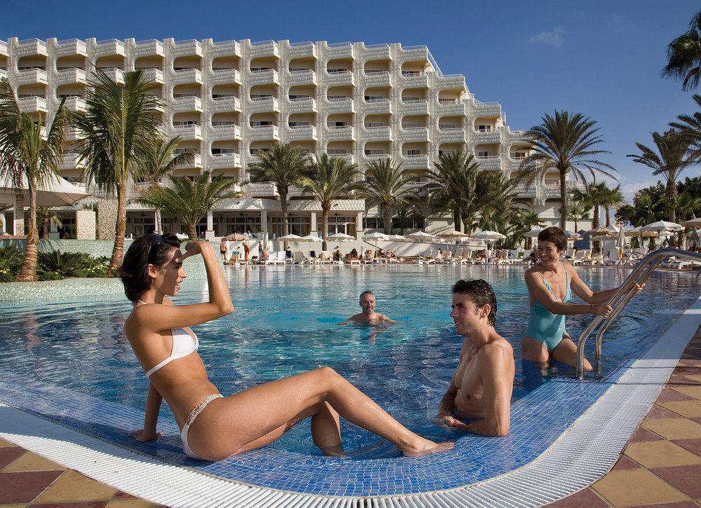 Riu Palace Tres Islas 科拉雷侯 外观 照片