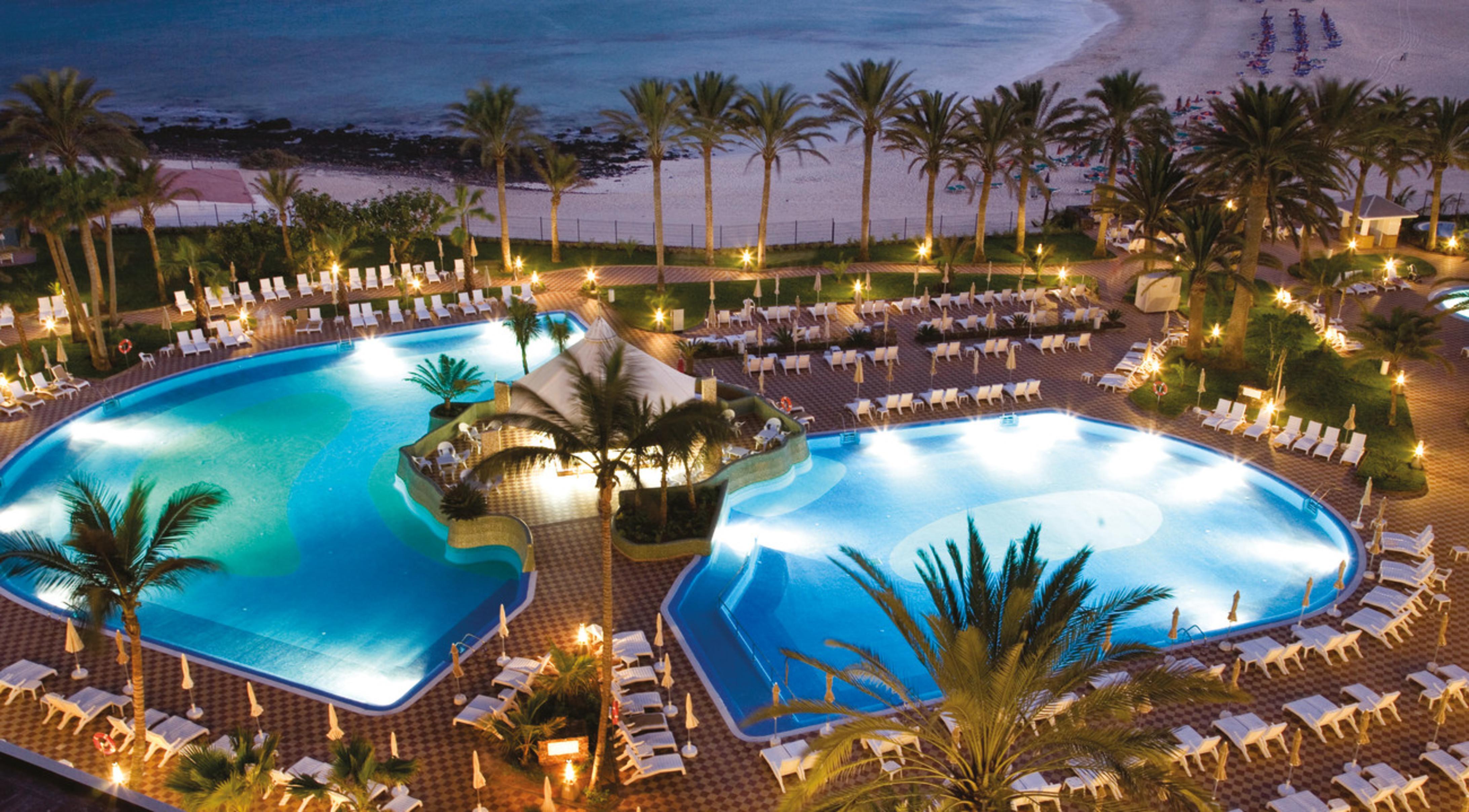 Riu Palace Tres Islas 科拉雷侯 外观 照片