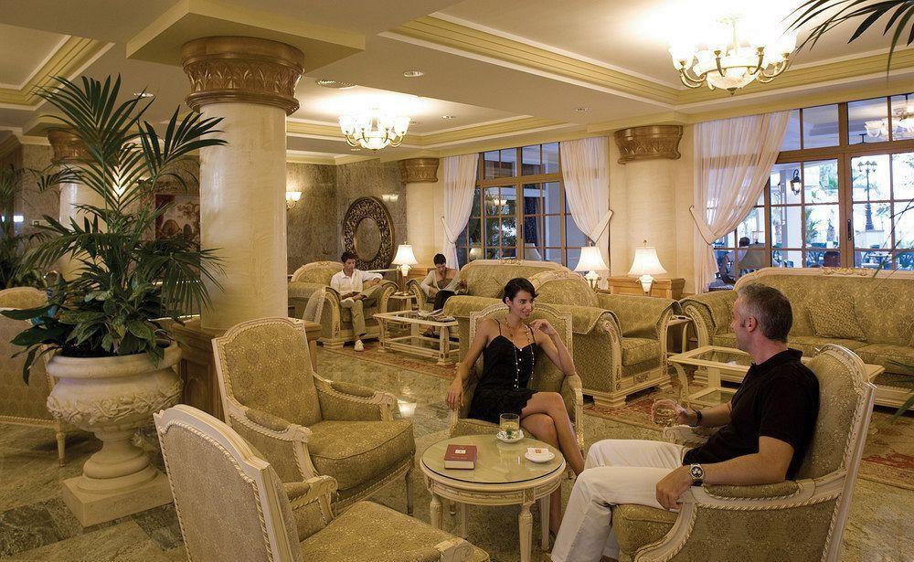 Riu Palace Tres Islas 科拉雷侯 外观 照片