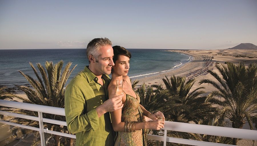 Riu Palace Tres Islas 科拉雷侯 外观 照片