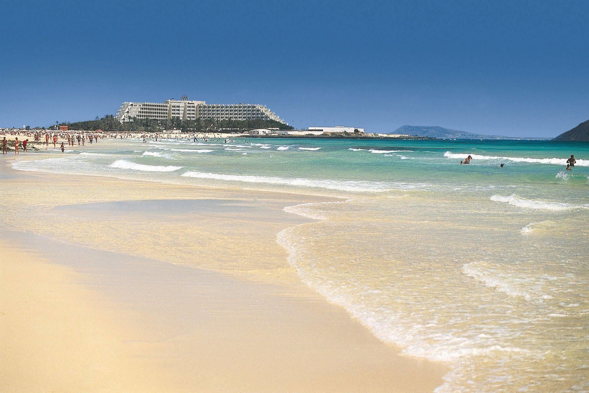 Riu Palace Tres Islas 科拉雷侯 外观 照片