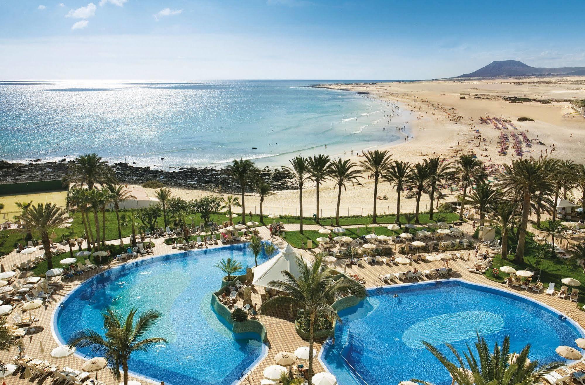 Riu Palace Tres Islas 科拉雷侯 外观 照片